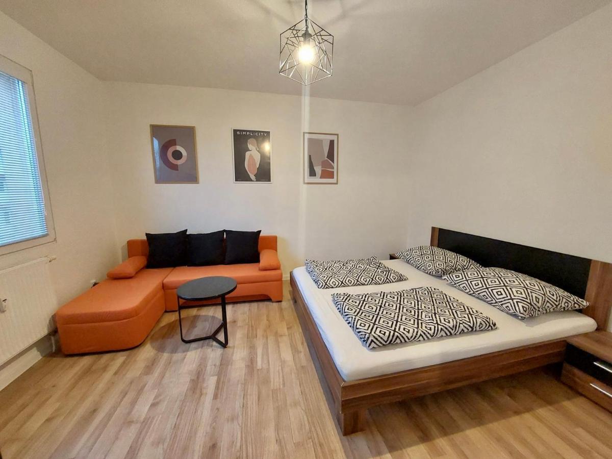 Utulny Apartman V Centre Bb Banska Bystrica Exterior photo